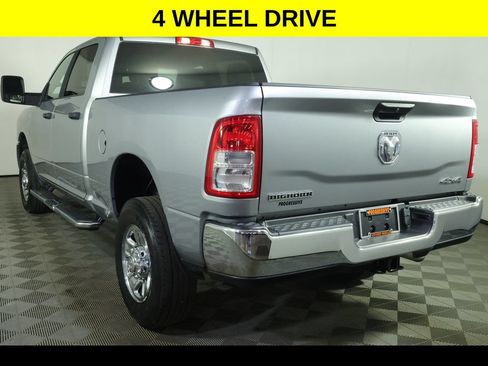 Used 2024 RAM 2500 Big Horn w/ Bed Utility Group AWD/4WD image 5