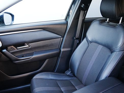 Used 2024 MAZDA CX-50 AWD 2.5 S w/ Preferred Package image 11