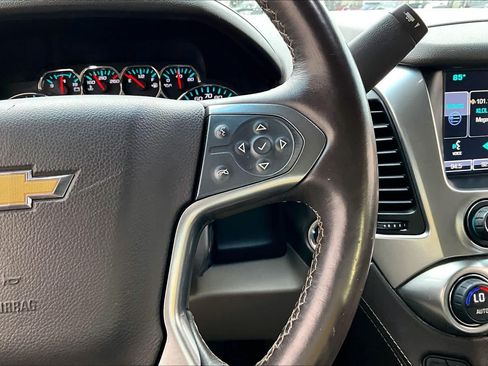 Used 2015 Chevrolet Suburban LTZ AWD/4WD image 24