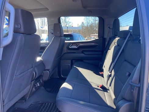 Used 2024 GMC Sierra 1500 Elevation image 21