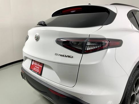New 2026 Alfa Romeo Stelvio Sprint w/ Convenience Package AWD/4WD image 17