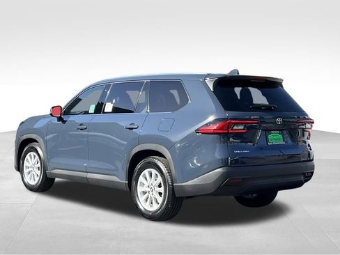 New 2026 Toyota Grand Highlander AWD Hybrid image 3