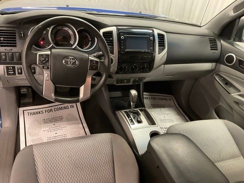 Used 2014 Toyota Tacoma 4x4 Double Cab w/ SR5 Package image 27
