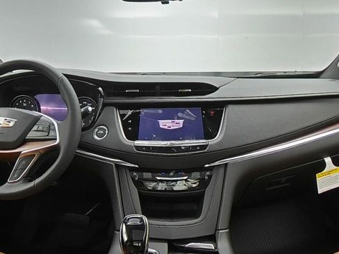 New 2025 Cadillac XT5 Premium Luxury w/ Technology Package image 10