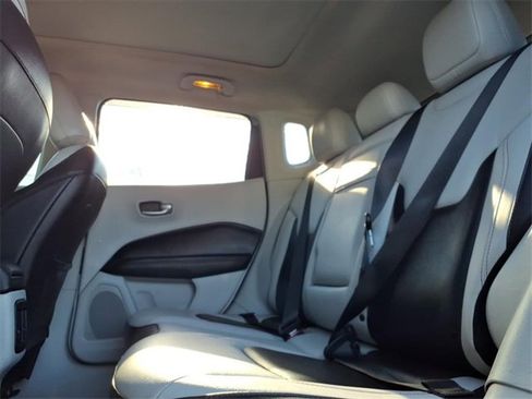 Certified 2018 Jeep Compass Limited w/ Navigation Group image 14