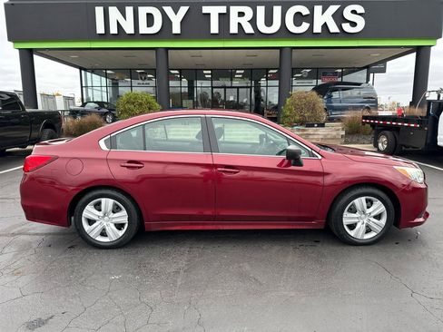 Used 2016 Subaru Legacy 2.5i image 1