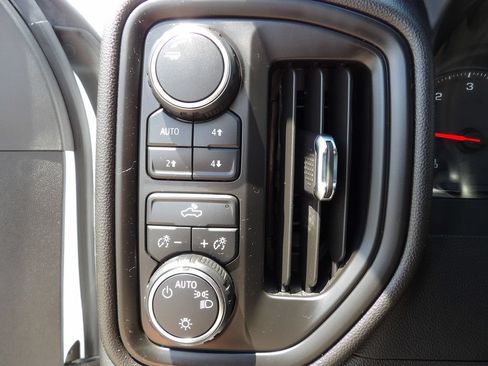 Used 2024 Chevrolet Silverado 3500 W/T w/ Snow Plow Prep Package AWD/4WD image 19