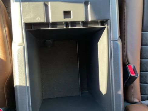 Used 2019 Nissan Titan Platinum Reserve w/ Platinum Utility Package image 35