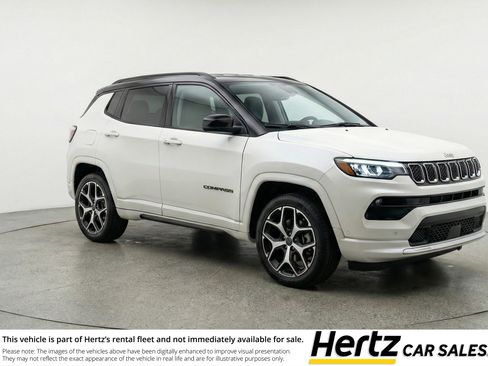 Used 2025 Jeep Compass Limited AWD/4WD image 1