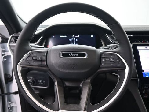 New 2025 Jeep Grand Cherokee L Limited w/ Black Appearance Package image 2