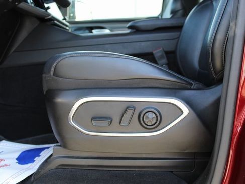 Used 2024 Jeep Wagoneer Series II image 10