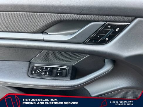 Used 2021 Porsche Taycan 4S AWD/4WD image 17