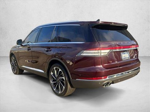 Used 2023 Lincoln Aviator Reserve w/ Equipment Group 201A image 7