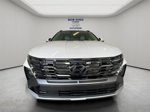 Used 2026 Hyundai Tucson Limited AWD/4WD image 8