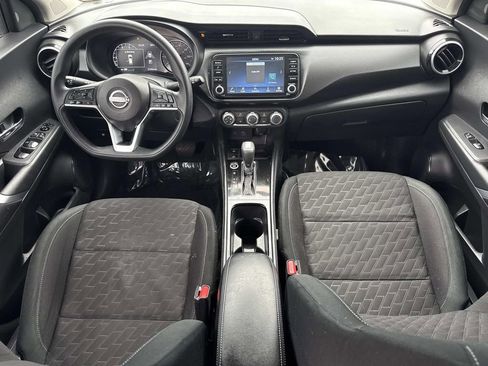 Certified 2024 Nissan Kicks SV image 15