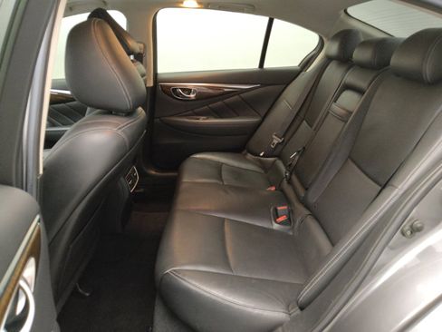 Used 2017 INFINITI Q50 3.0t Premium w/ Driver Assistance Package image 18