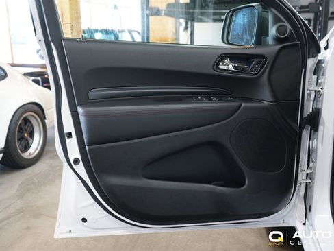 Used 2022 Dodge Durango R/T w/ Tow 'N Go Group image 16