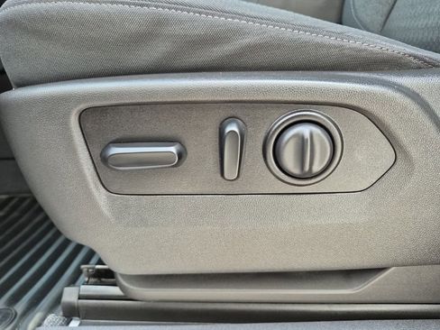 Used 2020 Chevrolet Silverado 1500 RST w/ All-Star Edition image 19