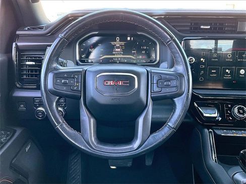 Used 2022 GMC Sierra 1500 AT4 image 16