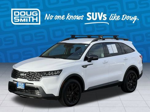 Used 2022 Kia Sorento S image 2