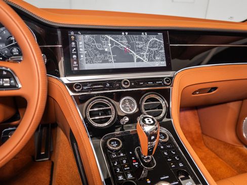 Used 2023 Bentley Continental GT Speed image 25
