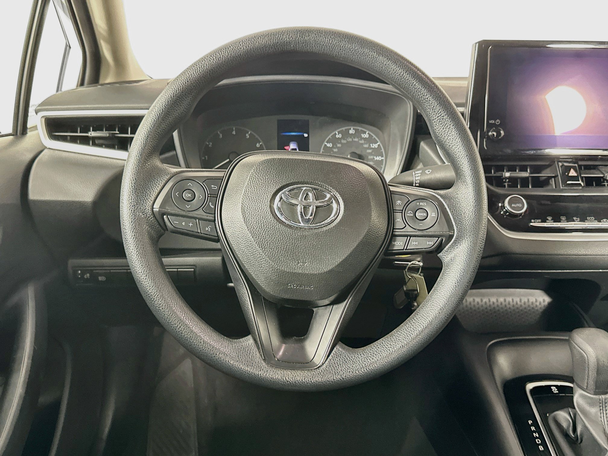 Used 2025 Toyota Corolla LE FWD image 17