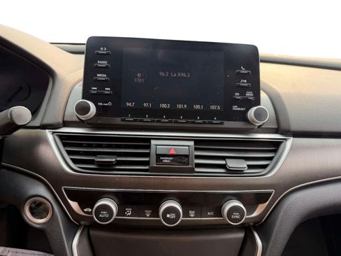 Used 2018 Honda Accord LX image 20