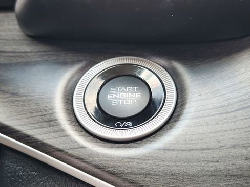 Used 2022 Jeep Grand Cherokee Limited 4xe image 20