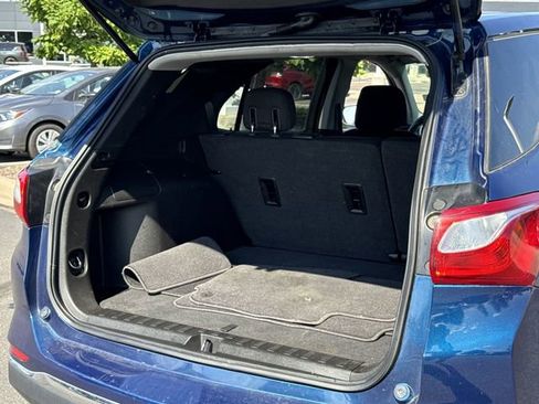 Used 2020 Chevrolet Equinox LT image 18