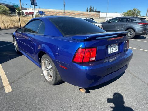Used 2004 Ford Mustang Coupe RWD image 3