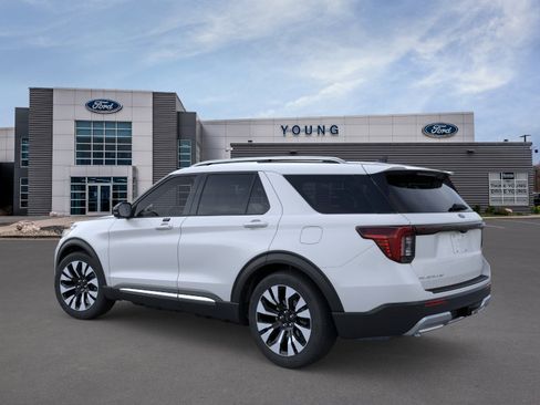 New 2026 Ford Explorer Platinum w/ LUX Leather Package AWD/4WD image 4