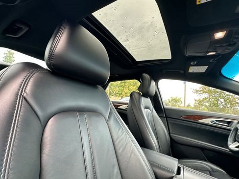 Used 2019 Lincoln MKZ Reserve w/ Reserve Plus Package image 16