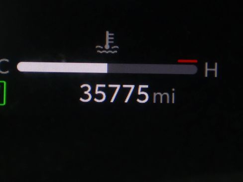 Used 2025 Toyota Camry XSE w/ Premium Plus Package image 31