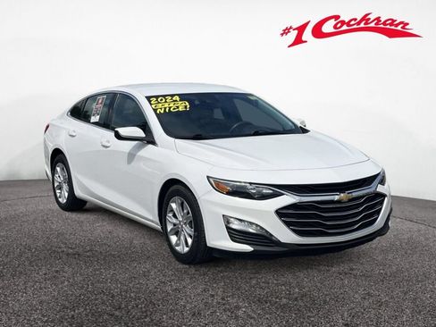 Used 2024 Chevrolet Malibu LT FWD image 1