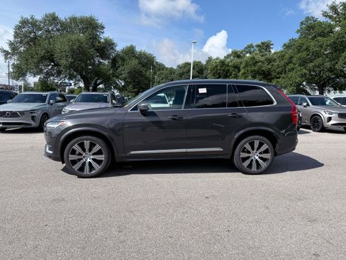 Certified 2025 Volvo XC90 T8 Ultra w/ Lounge Package AWD/4WD image 3