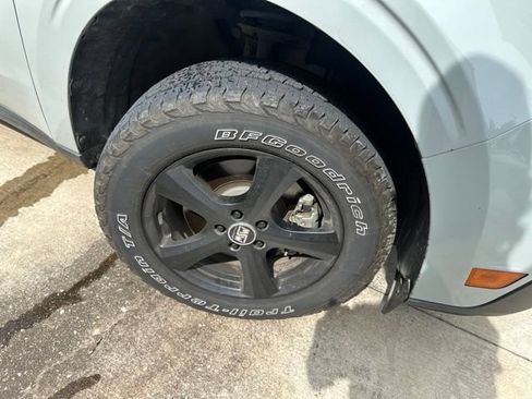 Used 2022 Ford Maverick XL FWD image 22