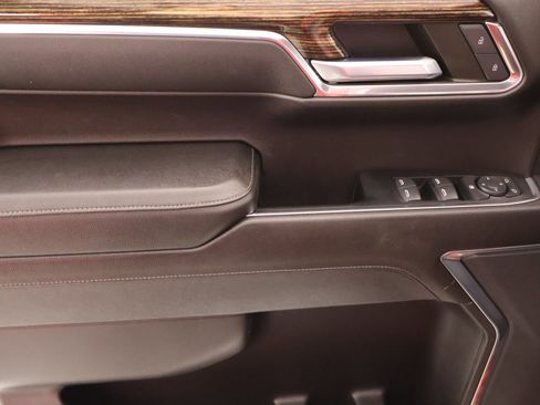 Used 2023 GMC Sierra 1500 Elevation image 15