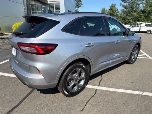 Used 2023 Ford Escape ST-Line w/ Tech Pack #1 AWD/4WD image 7