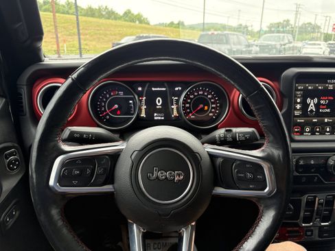 Used 2020 Jeep Wrangler Unlimited Rubicon AWD/4WD image 16