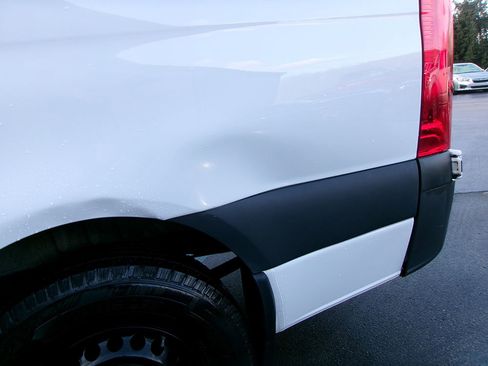 Used 2024 Mercedes-Benz Sprinter 2500 image 7