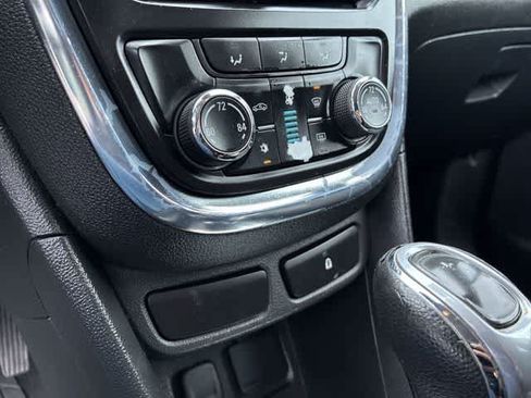 Used 2014 Buick Encore Convenience FWD image 38