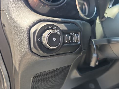 Used 2021 Jeep Wrangler Unlimited Sport AWD/4WD image 20