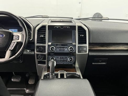 Used 2018 Ford F150 Lariat w/ Equipment Group 501A Mid image 21