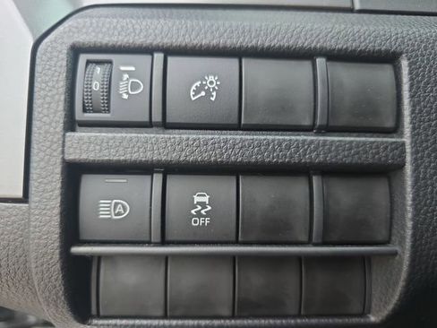 Certified 2025 Toyota Tacoma SR5 image 24