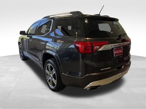 Used 2017 GMC Acadia Denali w/ Technology Package FWD image 3