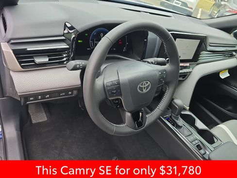 Used 2026 Toyota Camry SE FWD image 21
