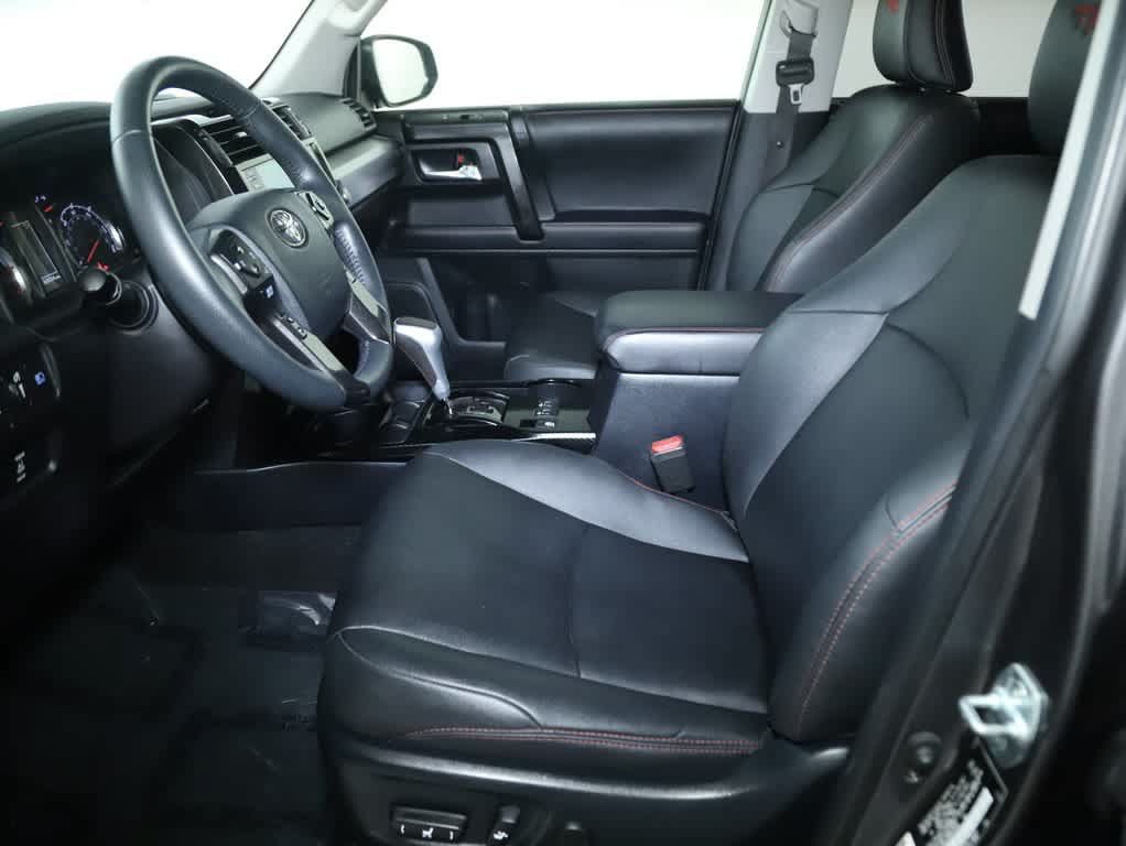 Used 2021 Toyota 4Runner TRD Off-Road Premium w/ Moonroof Package AWD/4WD image 18