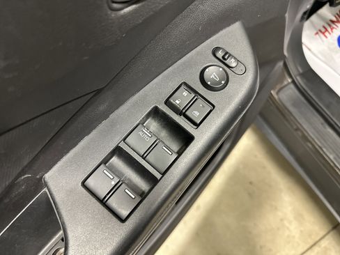 Used 2013 Honda CR-V LX image 15