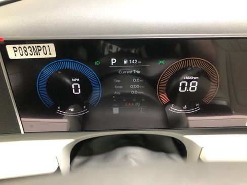 New 2026 Hyundai Tucson SE image 25