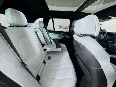 Used 2023 BMW X5 M50i w/ Executive Package image 32